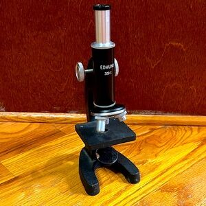 Vintage Edmund 300x Microscope